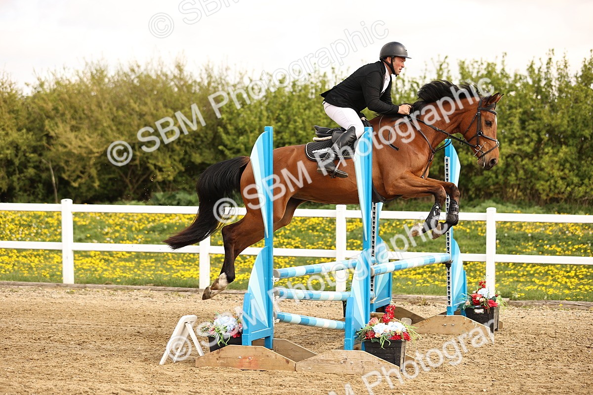 SBM_5122 - Class 9 - Senior British Novice - 90cm