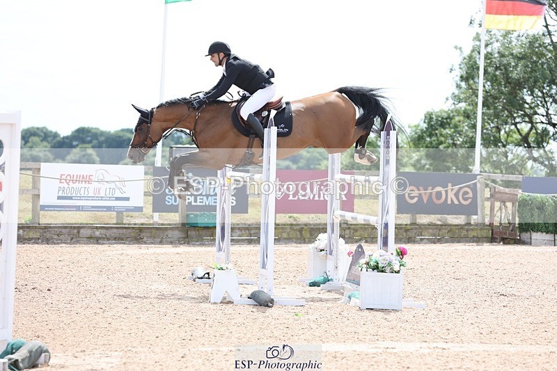 250719-150458-16457 - Cls 3, 3 Star Small Tour Break til End