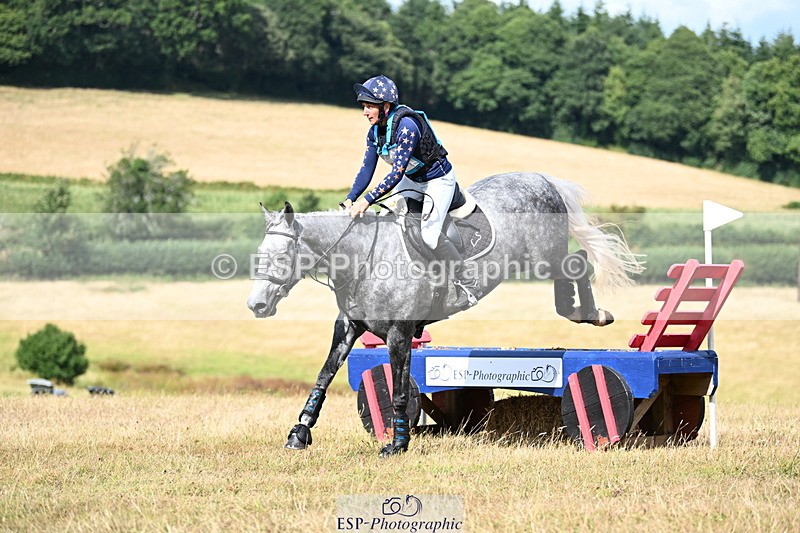 250803A-162154-16952 - Q-754-Leigh.Smallacombe-CRUISING.CARRA