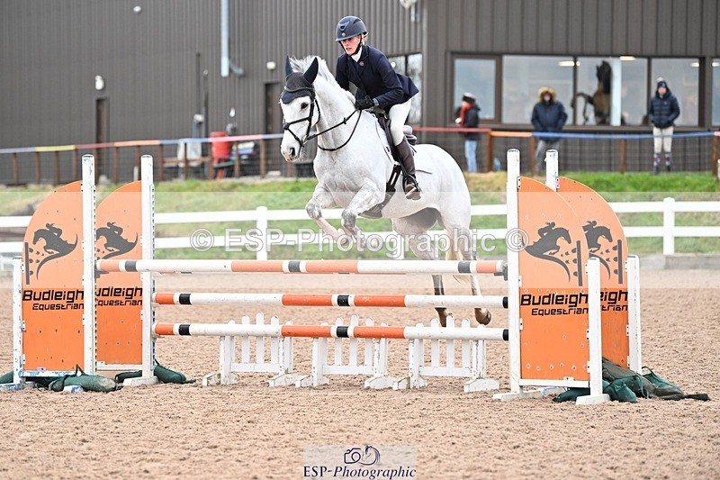 250112-112744-01037 - Cls 19 Snr 1.05m Open