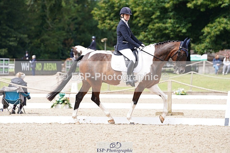 240721-113326-07835 - 124-Sophie_Savage-Two_Tone_Ted