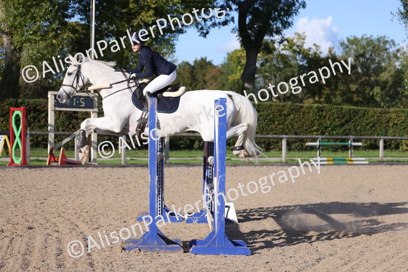 20250928-3001 - Class 8 - 1.10m