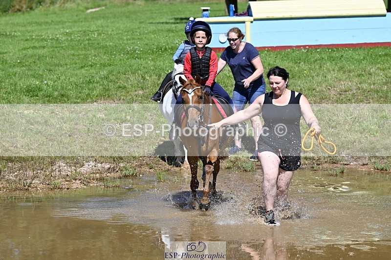 240728B-111330-01191 - Gemma's Group XC