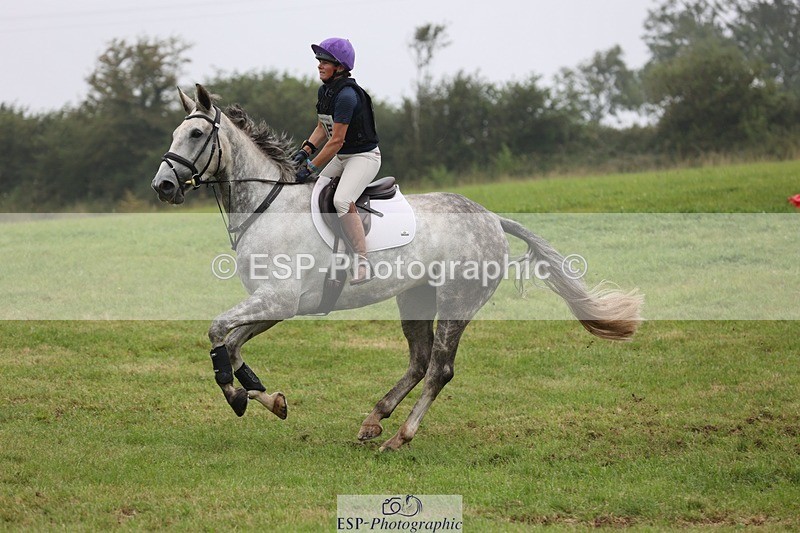 240901A-111211-06208 - 305-Charlotte.Billson-KILLYCLOGHAN.MR.MOONSHINE
