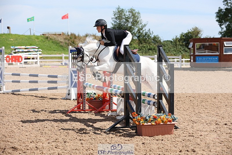 240629A-153128-07151 - Cls 16 11yrs and Under 128cm