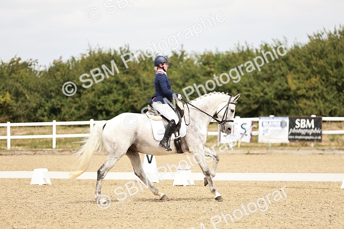 SBM_003014 - Class 6 - Novice 6 Silver - 11.34-12.20