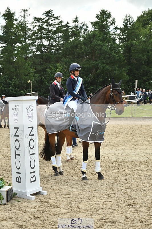 250525A-160942-18879 - Presentations Section C CCI 2 Star Long