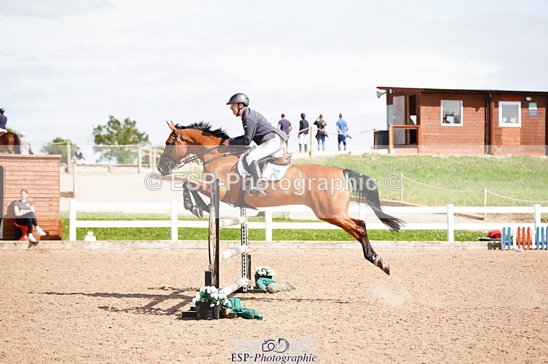 240803A-155800-09111 - Cls 40 Snr 1.15m Open