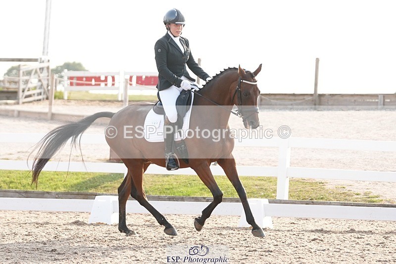 250817-085100-07040 - 160-Danielle.ThackrayRomanno.Maydream