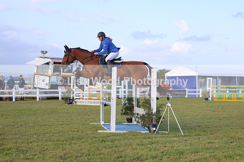 3E7A4954 - Class C1: Showjumping Senior Newcomers/1.10m open