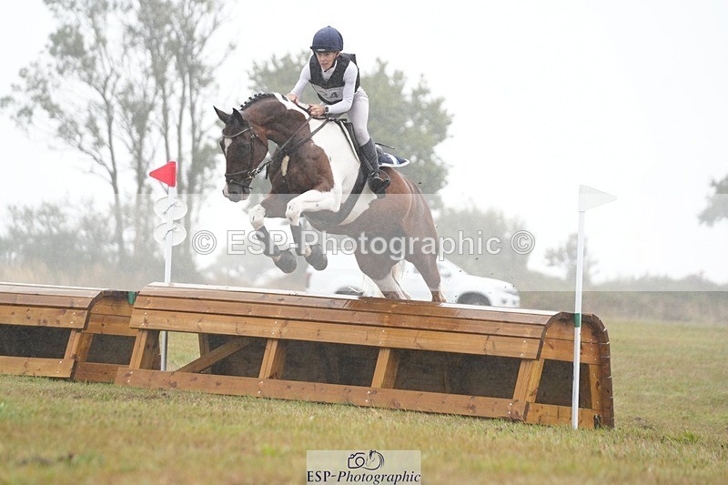 250830-132846-02845 - A-024-Helen.du.Heaume