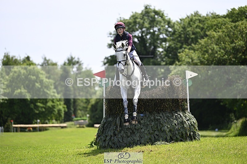240525-134646-14807 - 156-JAG_WOMANIZER_LADY-Beatrice_Montgomerie