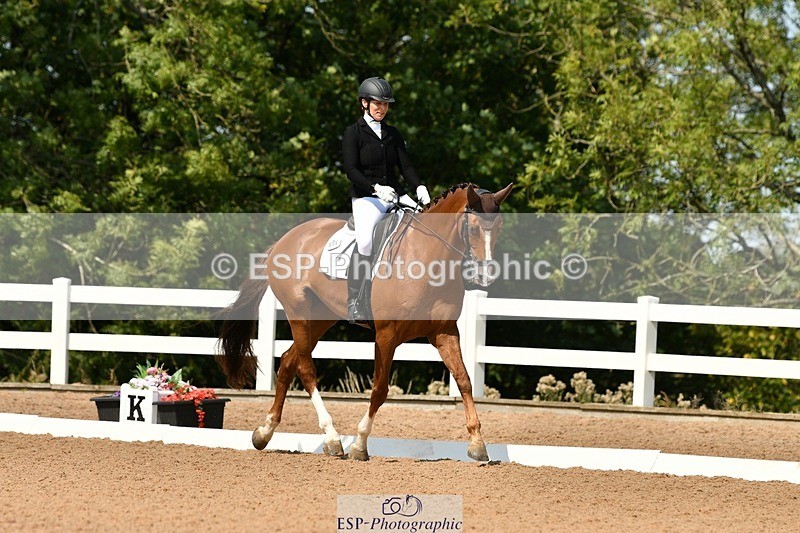 250817-124831-09732 - 088-Alice.De.SoerLauretta.S