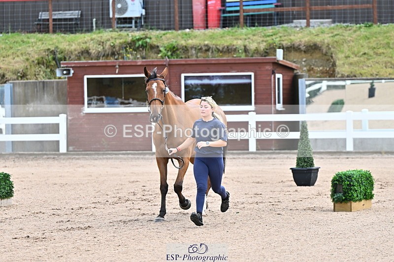 240718A-105236-00889 - Trot Up 11am to 12pm