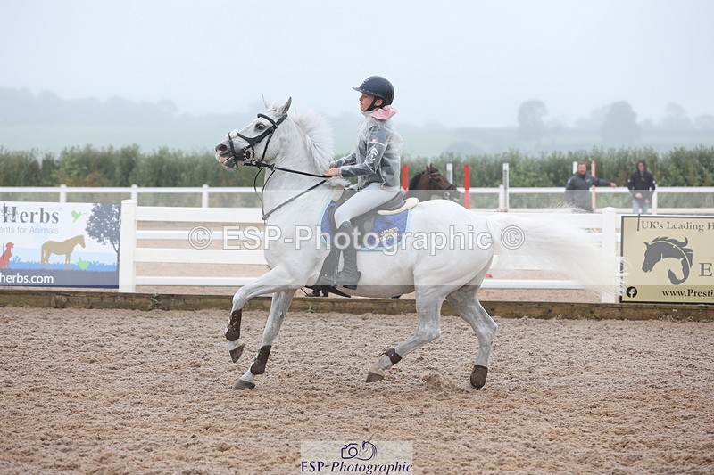 240630A-093512-11542 - Cls 30 British Novice and 80cm Open