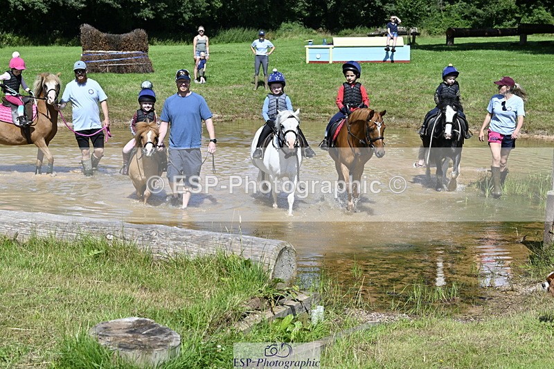 240728B-111145-01166 - Gemma's Group XC