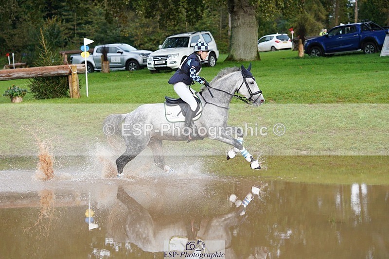 231021-092626-13274 - 621-QUALITY.BLUE-Lucy.Boultbee-brooks-SC+XC