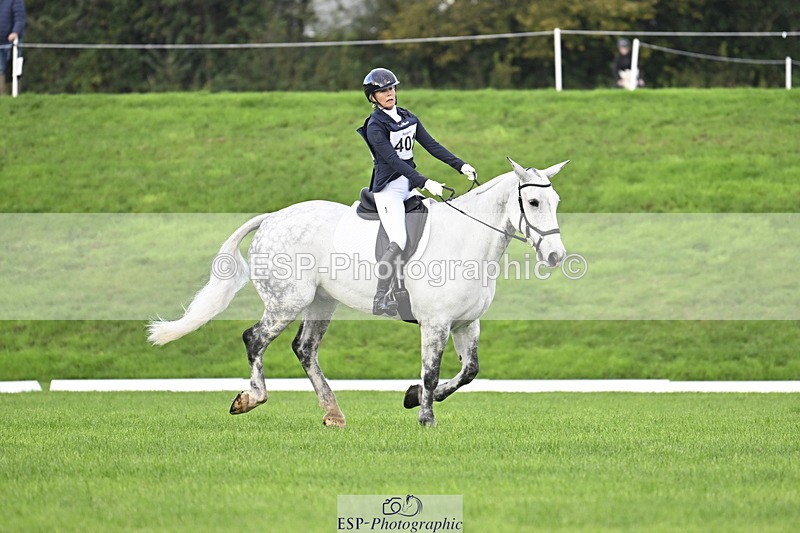 251023A-100611-02718 - F-401-Helen.Hickson