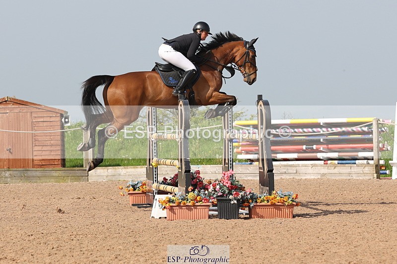 240511A-094130-11189 - Cls 32 Foxhunter