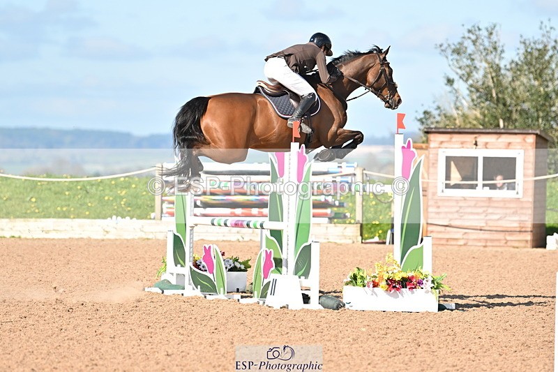 240418A-094448-01821 - Cls 1 2 Star Small Tour 1.30m