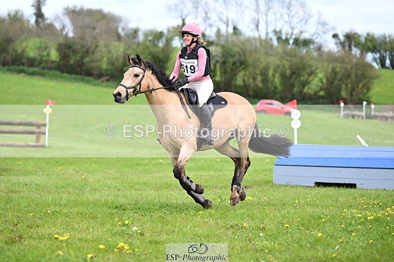 250419-153152-13263 - 619-Fiona.Lewis-BALLYANNY.BUTTONS