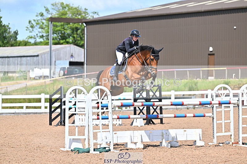 240619A-152847-00822 - Cls 5 Snr Foxhunter and 1.20m Open