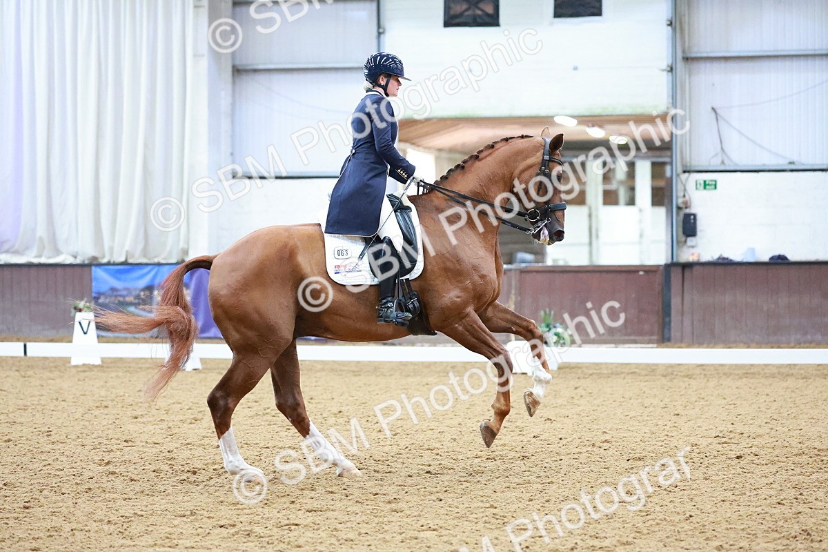 SBM_007791 - Class 9 - FEI INT II - 16.54.17.57