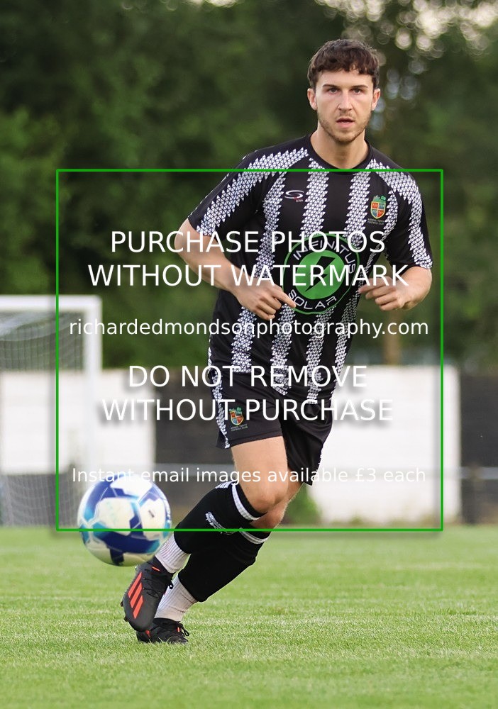 533A5668 - Kendal Town vs Kendal United
