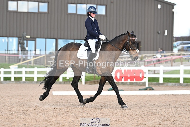 240324A-133105-03676 - Novice 27, 12.30 to 13.50