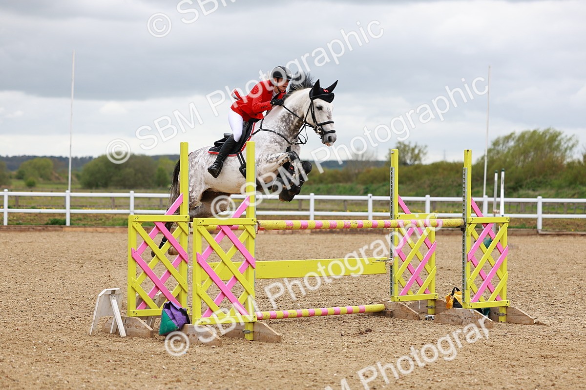 SBM_002608 - Class 11 - Senior Foxhunter - 1.20m