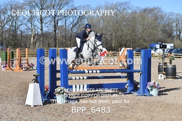 BPP_6483 - CLASS 10 SUN Newcomers/ 1m Open