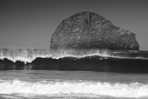 Trebarwith Strand     ref 2704 - Cornwall