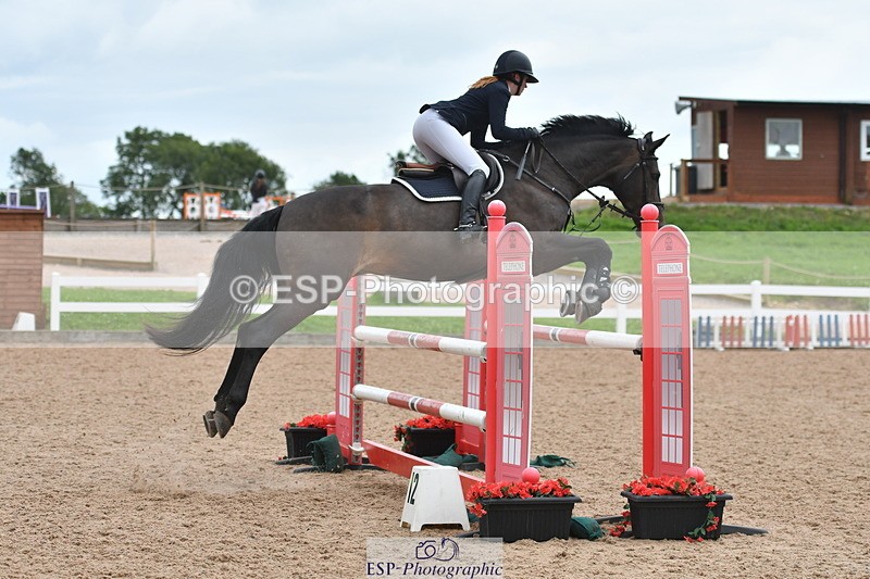 240727A-155732-06475 - Cls 24 1.05m Amateur Qualifier