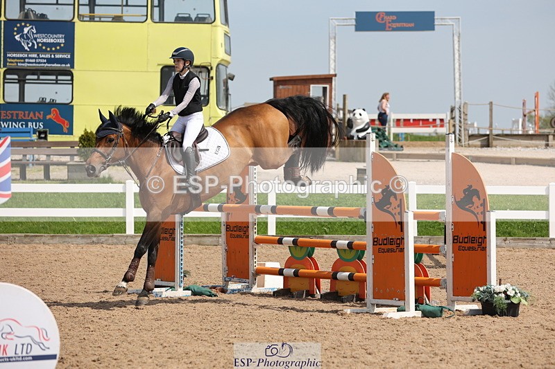 240510A-144411-07823 - Cls 17 1.05m National Am Quali