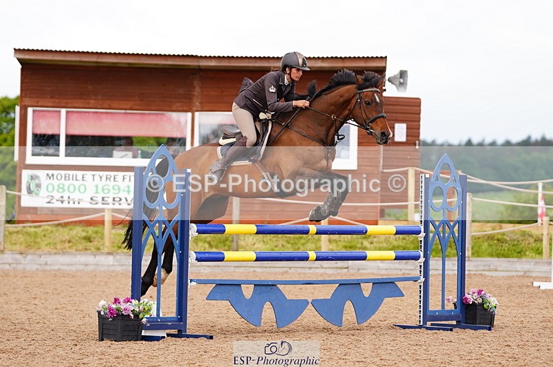 240526A-110522-07722 - Cls 26 Chard Equ 1.05m and 1.10m Grand Prix