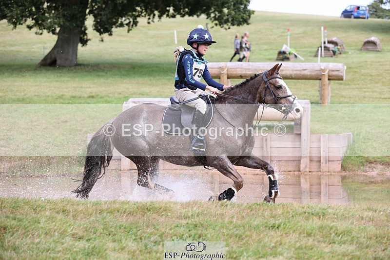 240825X-135351-34375 - 80cm XC 13.30 to 14.30