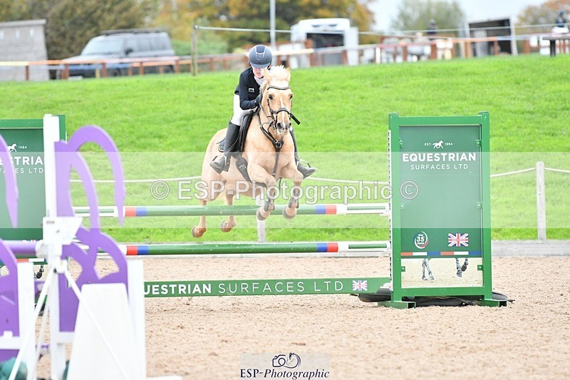 251026-143816-03372 - Cls 29-32 All 128cm 138cm Classes