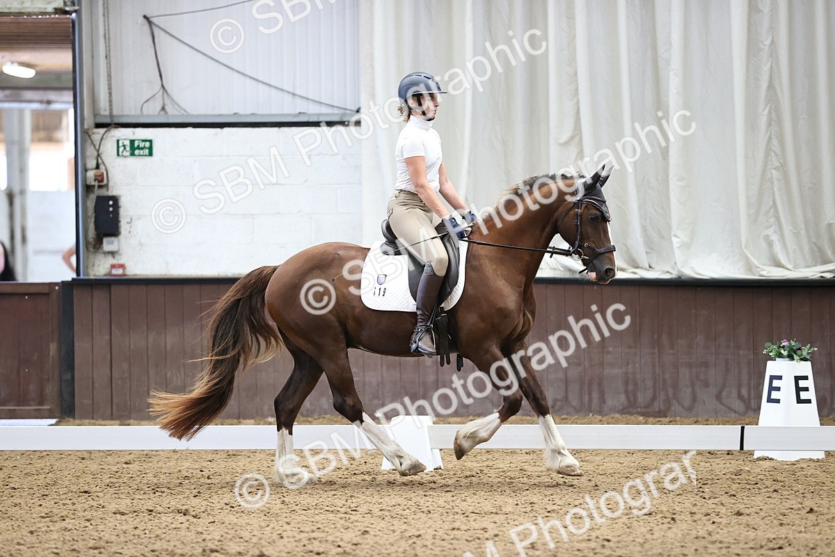 SBM_000526 - Novice 4 Warm Up
