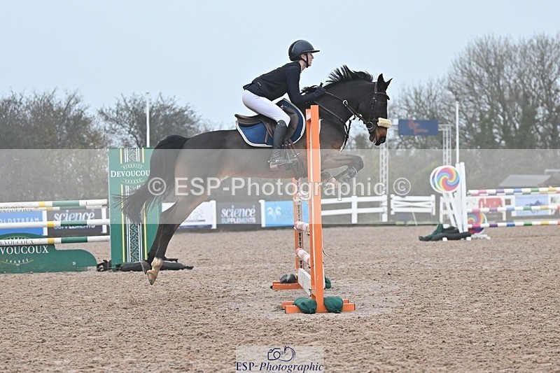 251115-123630-01014 - Cls 10 Pony Foxhunter and 1.10m Open