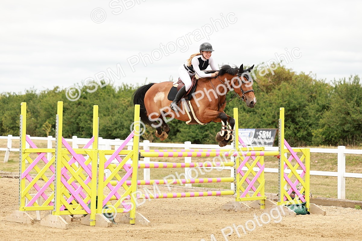 SBM_017701 - Class 21 - Senior Newcomers Championship 2d Rd
