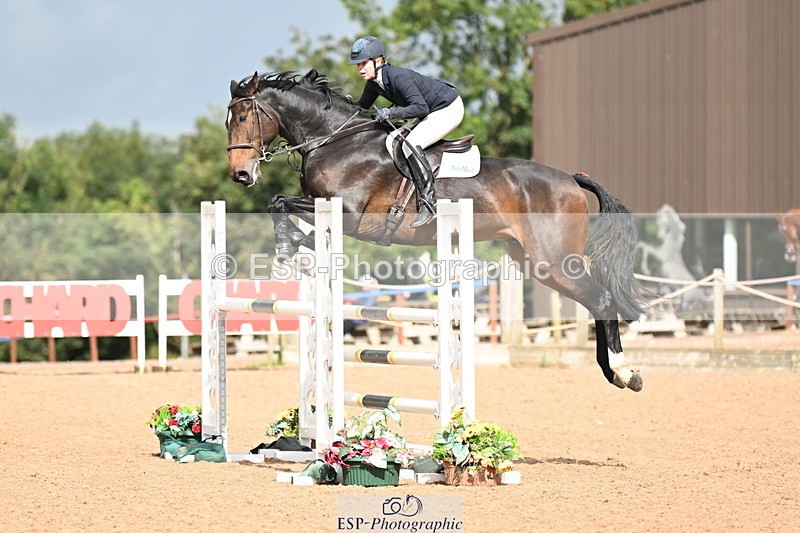 240912A-110519-00483 - Cls 2 Snr Newcomers