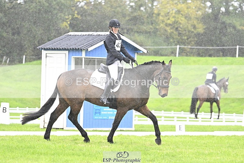 251023A-121011-04032 - F-420-Helen.Buckland