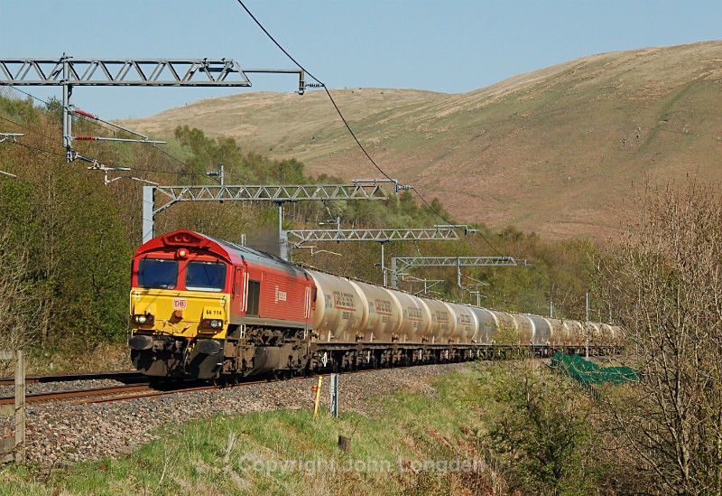 JL - 9.5.16 66114 6M00 Mossend - Clitheroe, Low Borrowbridge - West Coast Main Line (north to south)