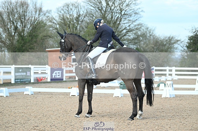 250403-082545-00381 - 018-Louise.Davison-Quamperfect