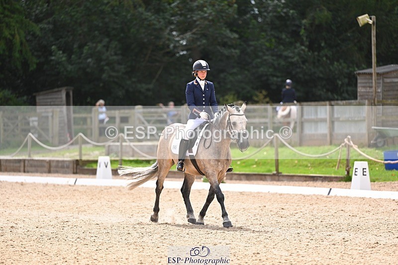 240809-135710-01724 - 145-Elizabeth.Allen-Tully.Mist