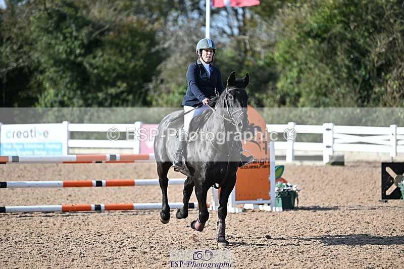 241004A-104546-01341 - Fri 07 Snr Brit Nov & 90cm Open