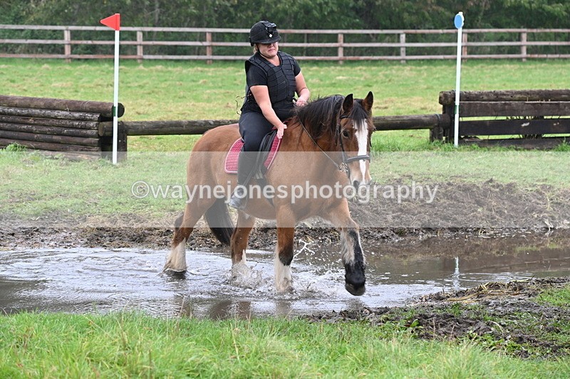 WJ6_9492 - Time at Photographer 14:46 to 14:57