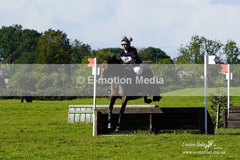  WWHT 031021 516 - WWEC Novice Restricted (0.80m) 18/10/20