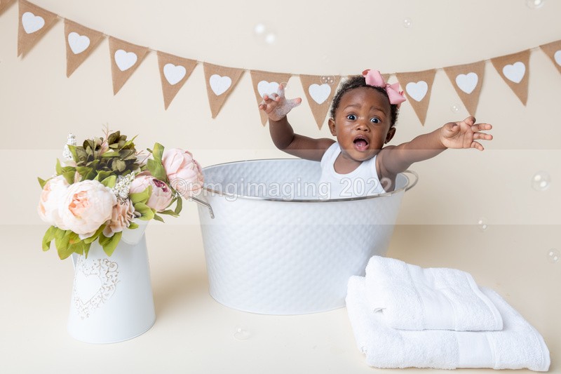  - Cake Smash Portraits