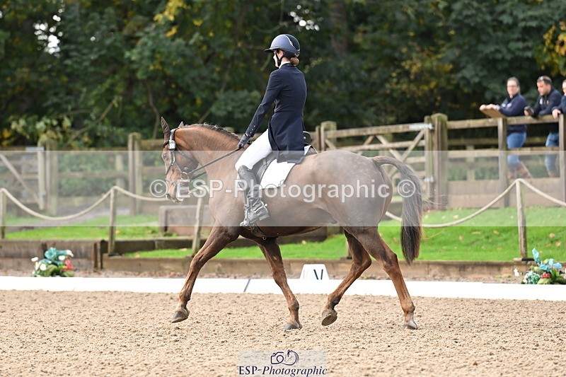 251023A-095133-01339 - B-124-Sophie.Lamb